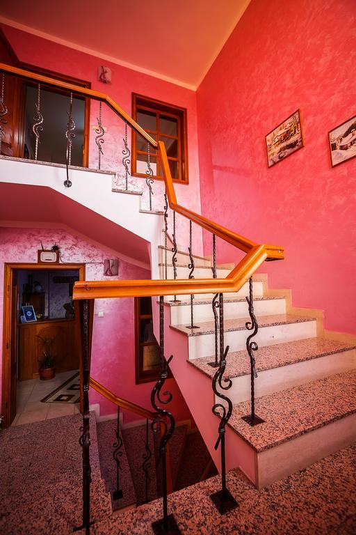 Family Hotel Ogi アセノヴグラト エクステリア 写真